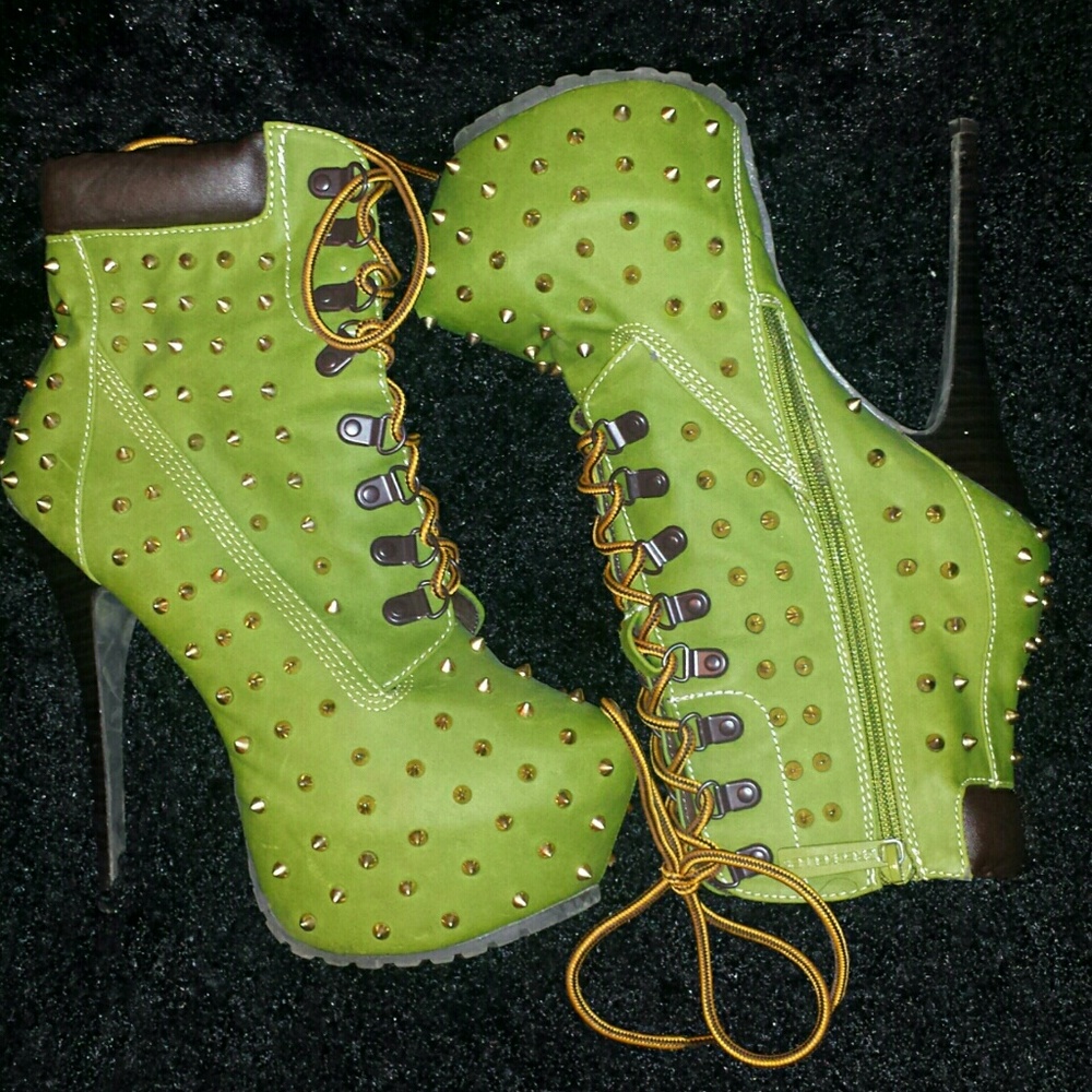 Ankle boots